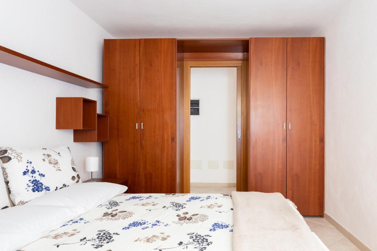 Spacious 3-Bedroom Apartment With Courtyard In Tempio Pausania - Perfect For Families Экстерьер фото